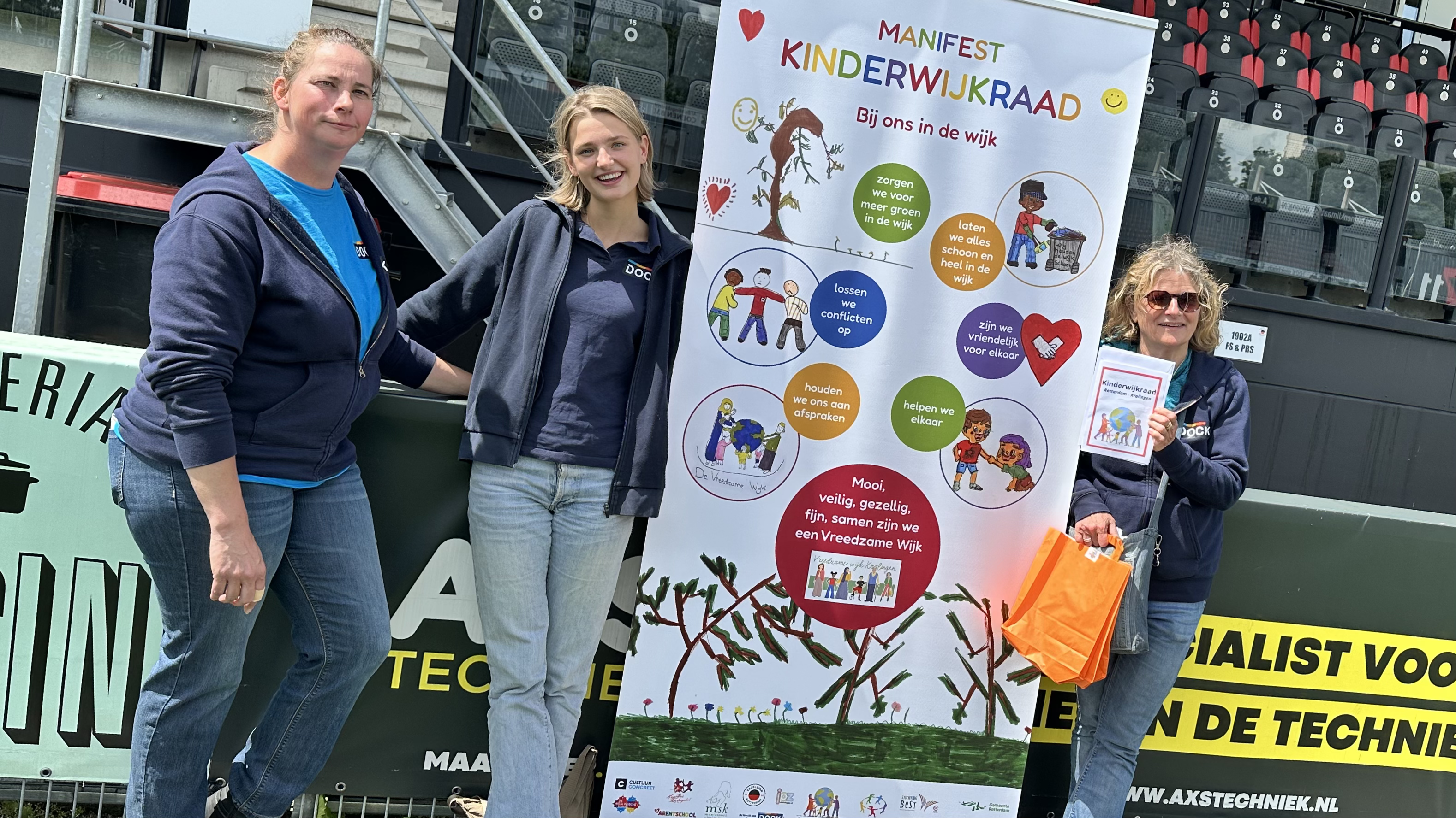 Kinderwijkraad in Kralingen, Rotterdam presenteert manifest in Excelsiorstadion!