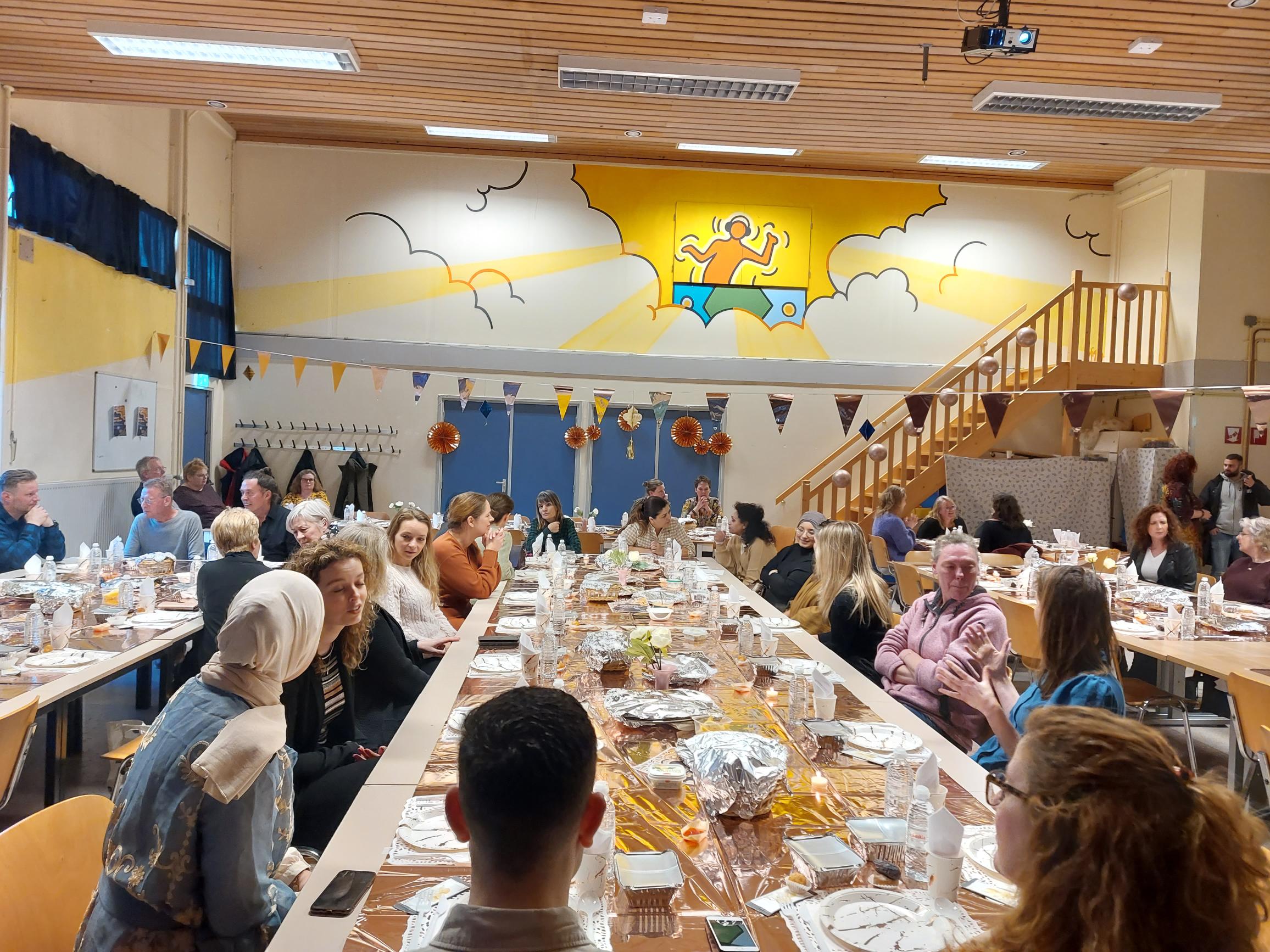 De opkomst was GE-WEL-DIG! #Iftar maaltijd netwerkpartners