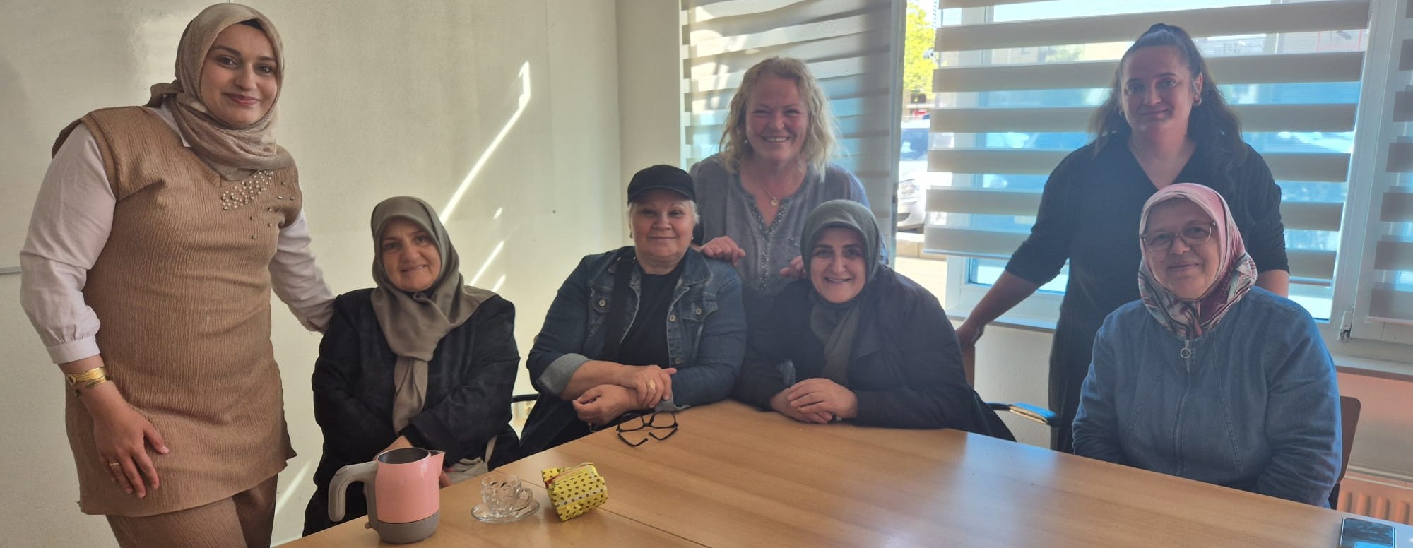 Turkse Thee Ochtenden: Een Warm Welkom voor Vrouwen uit de Wijk