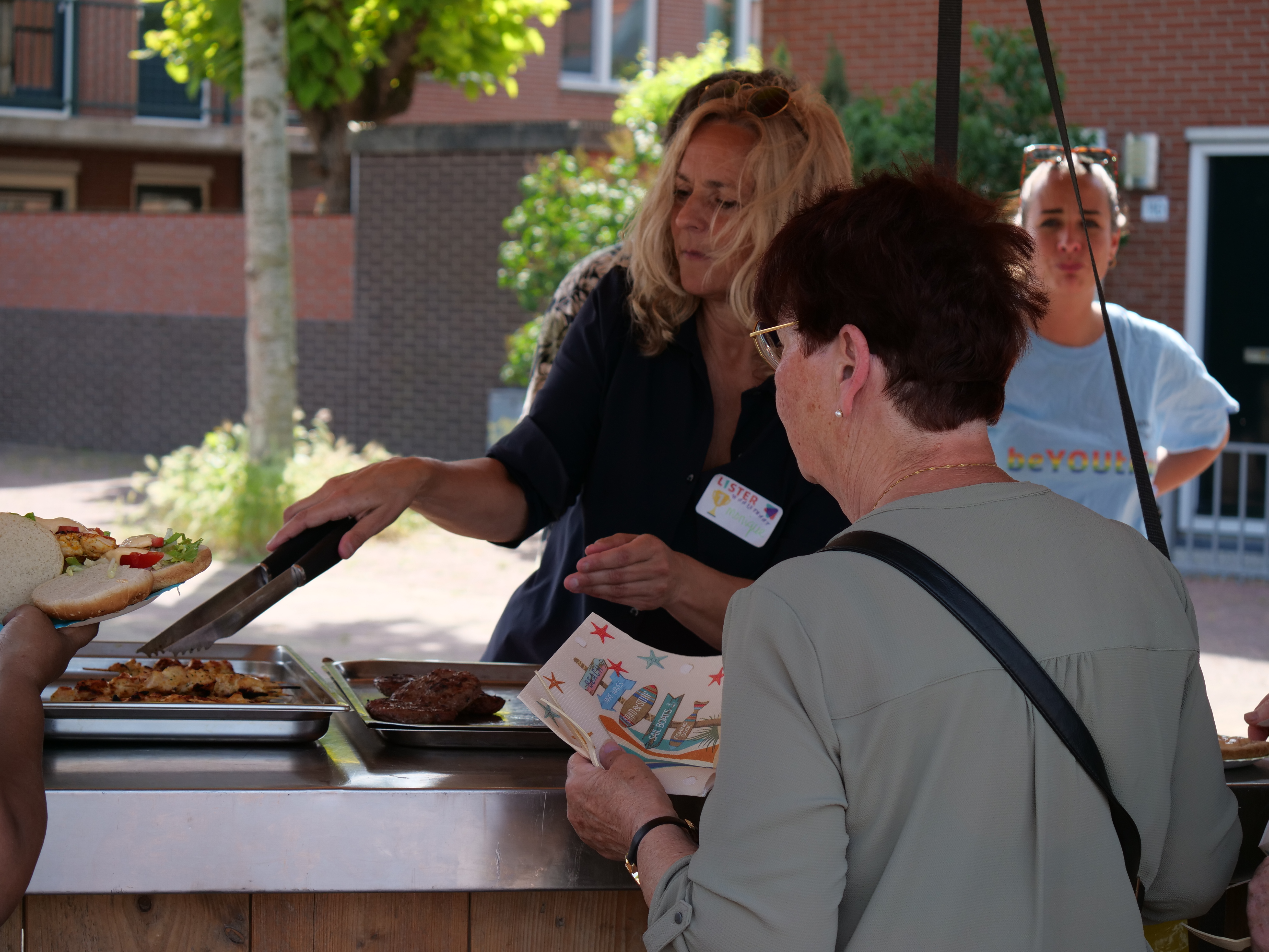 Buurt BBQ op de Amerhof in Utrecht