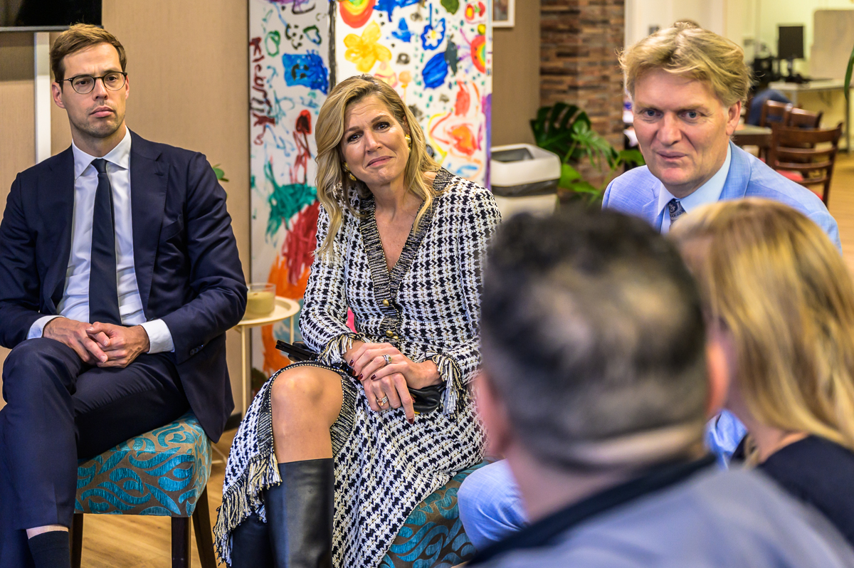 Koningin Máxima bezoekt wijkcentrum Kleurrijk in Zaandam-Oost