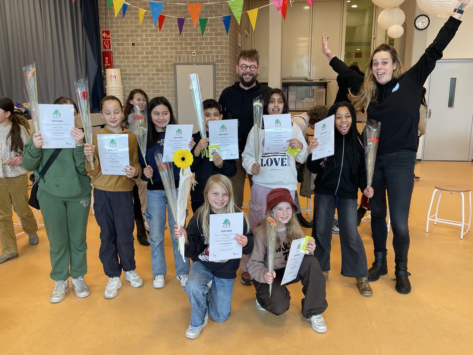 Mediatoren Basisschool De Waterkant ontvangen hun diploma